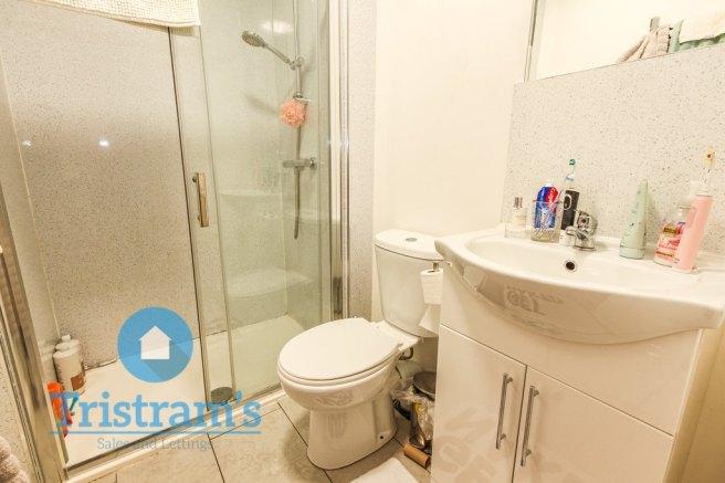 Rolleston-drive-ng7-1jw-1018121