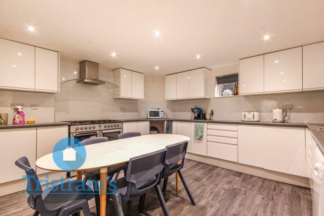 Rolleston-drive-ng7-1jw-1018115