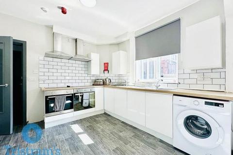 8 bedroom house share to rent, Derby Grove
