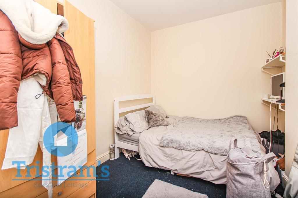 Rothesay-avenue-ng7-1pw-1018272