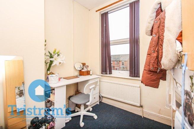 Rothesay-avenue-ng7-1pw-1018273