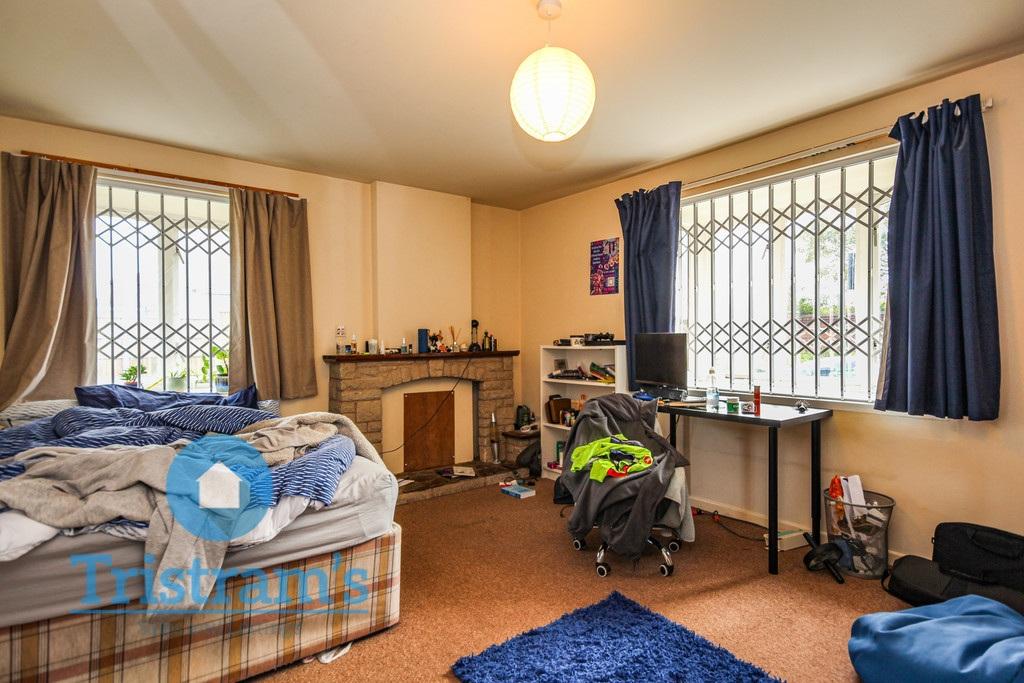 Wollaton-road-ng8-1fe-1018313