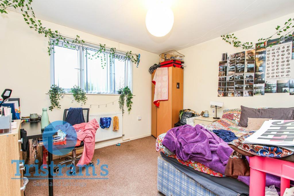 Wollaton-road-ng8-1fe-1018320