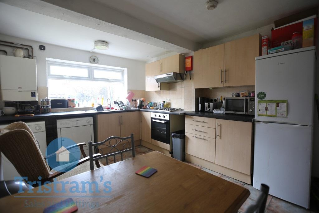 Woodside-road-ng9-2sd-1018382