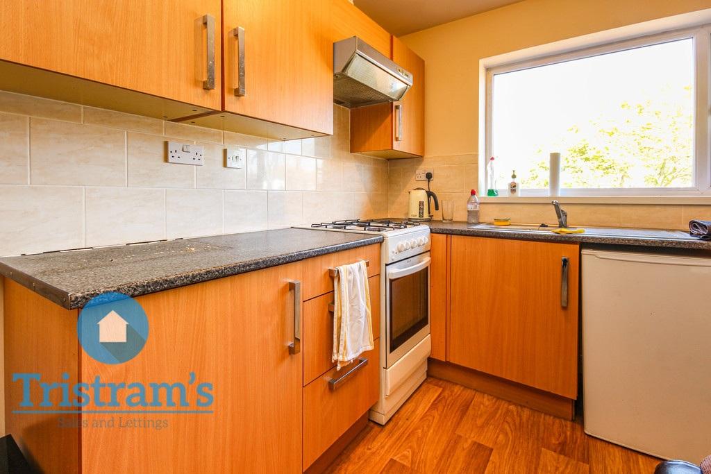 Bramcote-avenue-ng9-4dt-1018503
