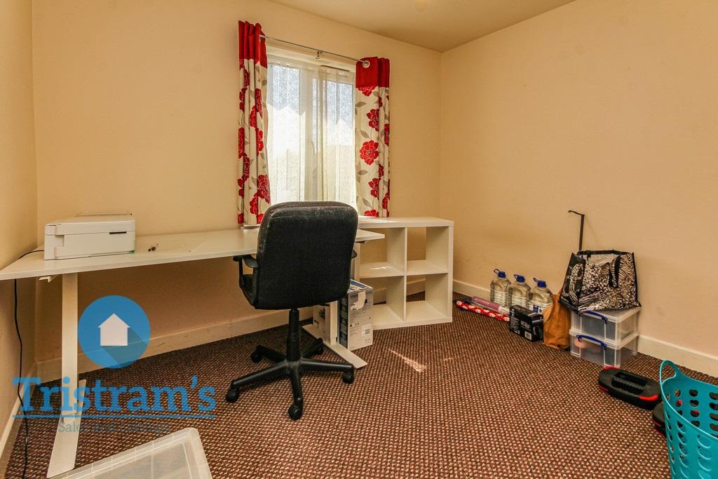 Bramcote-avenue-ng9-4dt-1018507