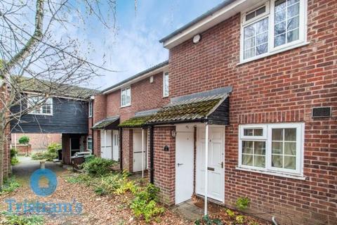 3 bedroom house share to rent, Bluecoat Close