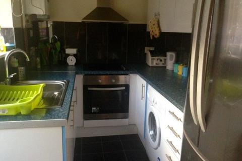 5 bedroom house share to rent, Bluecoat Close