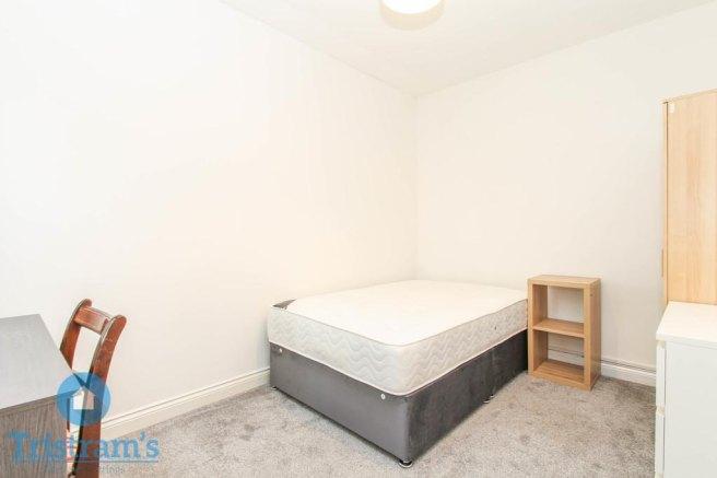 Lenton-boulevard-ng7-2bz-1018760