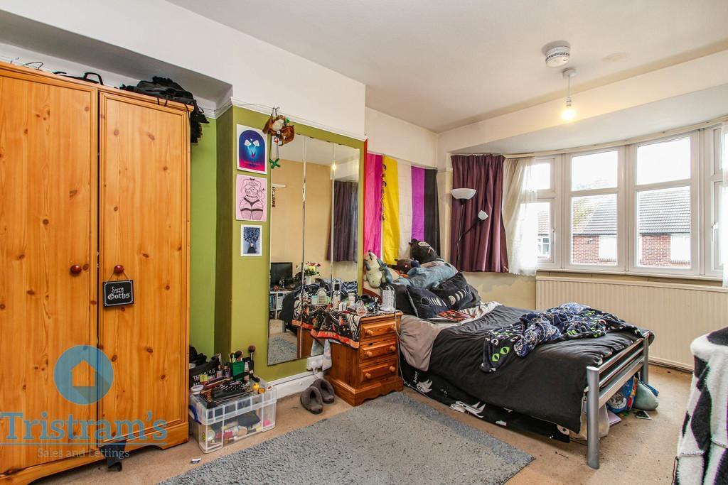 Pelham-crescent-ng9-2er-1018924