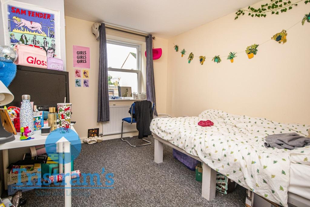 North-sherwood-street-ng1-4en-1018982
