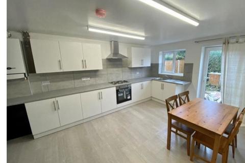 Charnock Avenue