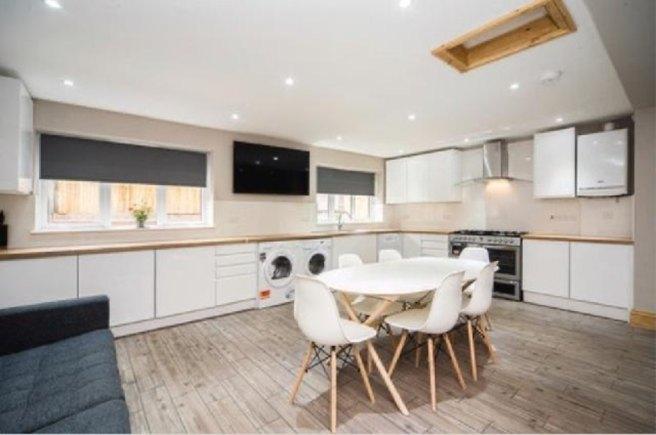 Rolleston-drive-ng7-1ju-1019089