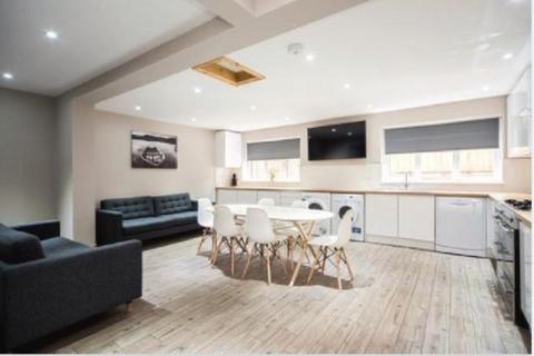 6 bedroom house share to rent, Rolleston Drive