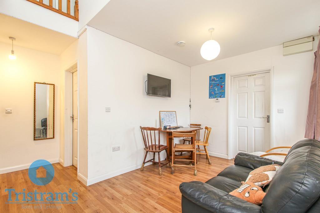 Hawton-crescent-ng8-1bz-1019145
