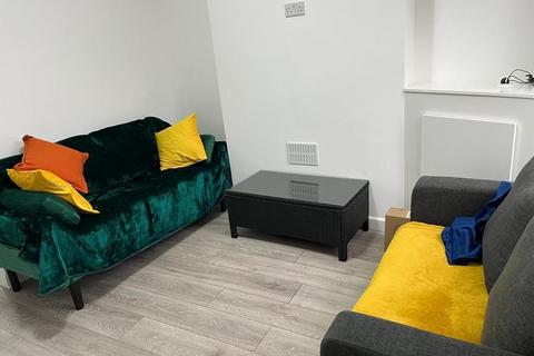 2 bedroom house share to rent, Bramcote Street