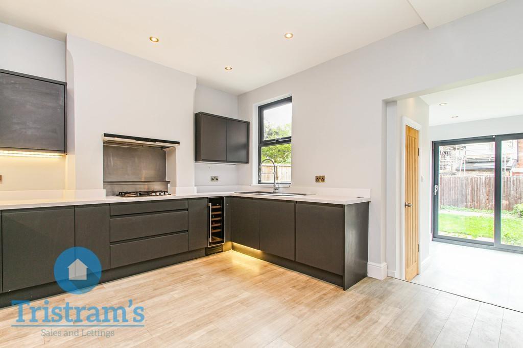 Charnwood-grove-ng2-7nt-1019253
