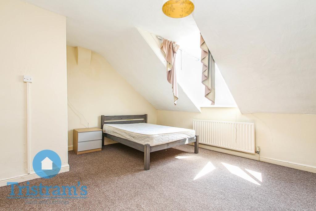 Burns-street-ng7-4dt-1019379
