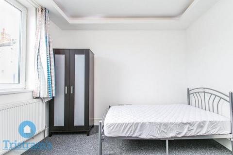 4 bedroom house share to rent, Bulwer Road