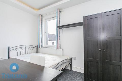 4 bedroom house share to rent, Bulwer Road