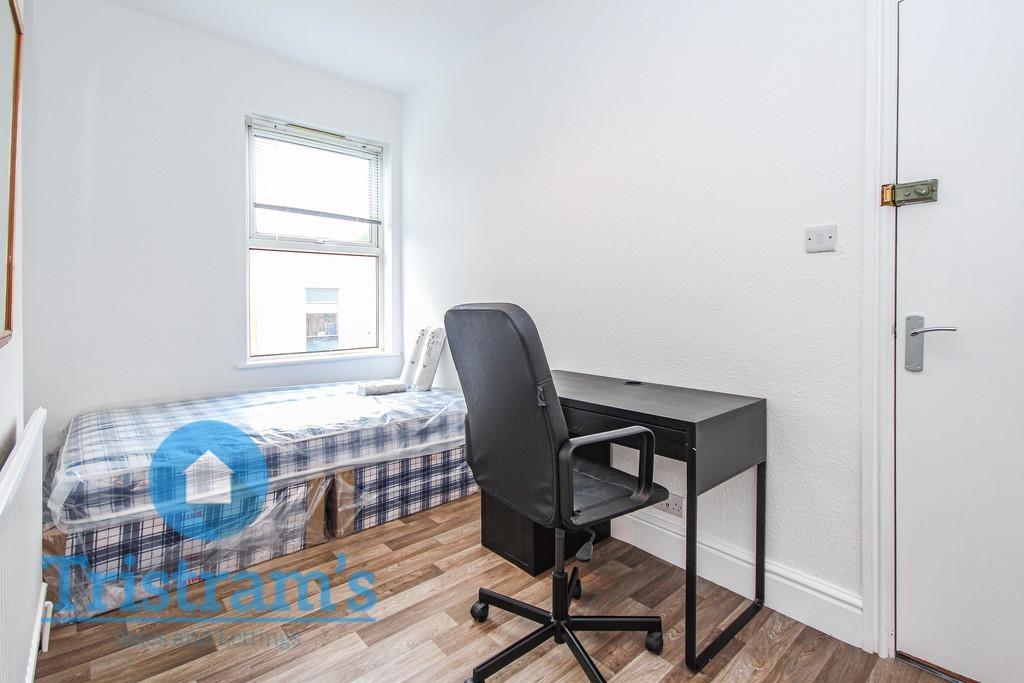 Castle-boulevard-ng7-1ha-1019418
