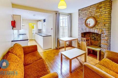 5 bedroom house share to rent, Cycle Road