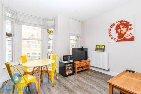 3 bedroom house share to rent, Derby Road