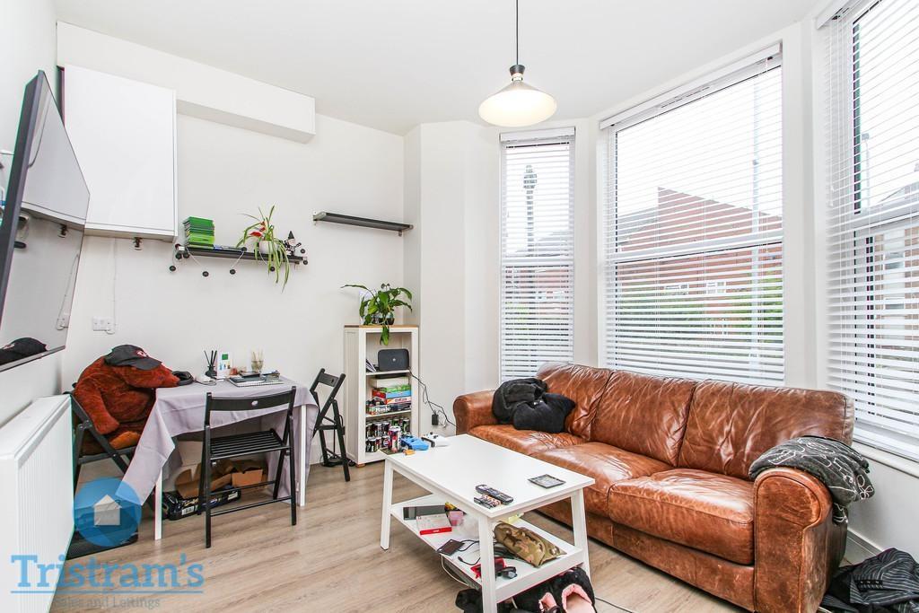 Melton-road-ng2-7nw-1019530