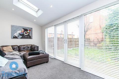 4 bedroom house share to rent, Hampton Road