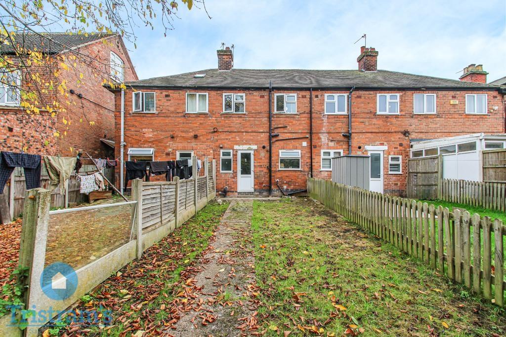 Highfield-road-ng7-2je-1019833