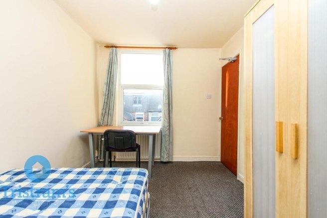 Teversal-avenue-ng7-1py-1019912