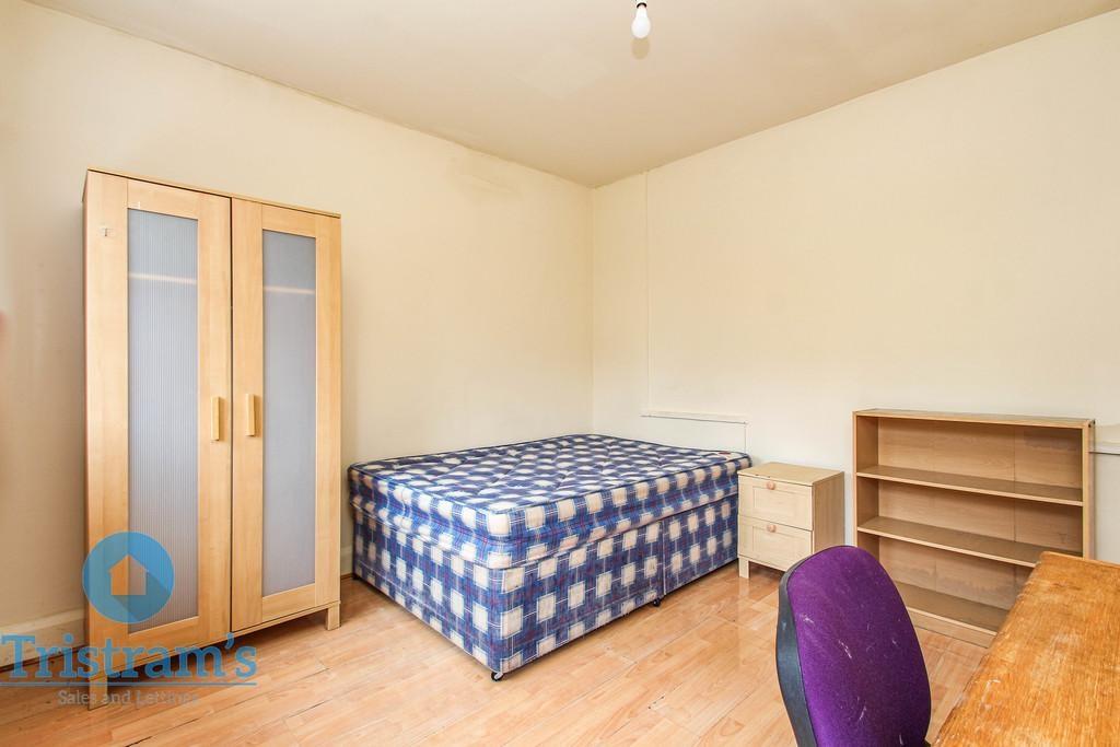 Beeston-road-ng7-2jp-1020032