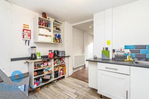 4 bedroom house share to rent, Claude Street