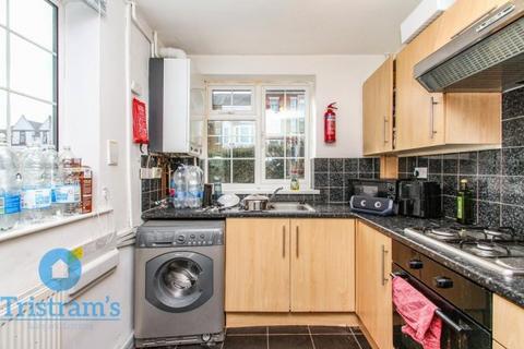 2 bedroom house share to rent, Goldswong Terrace