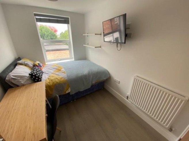 Colwick-road-ng2-5fr-1020517
