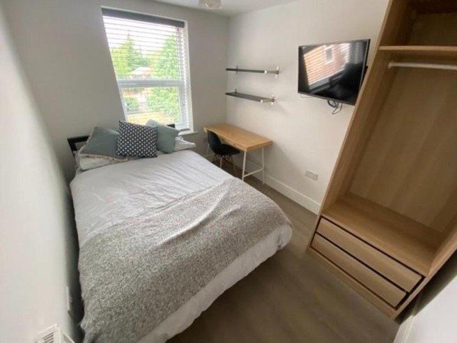 Colwick-road-ng2-5fr-1020518