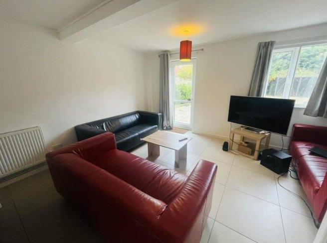 Montpelier-road-ng7-2jy-1020610