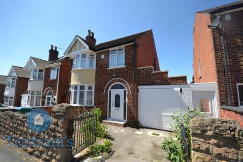 1 bedroom in a house share to rent, Leslie Road