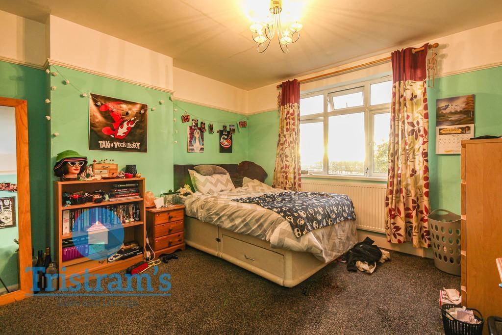Leslie-road-ng7-6pd-1020694
