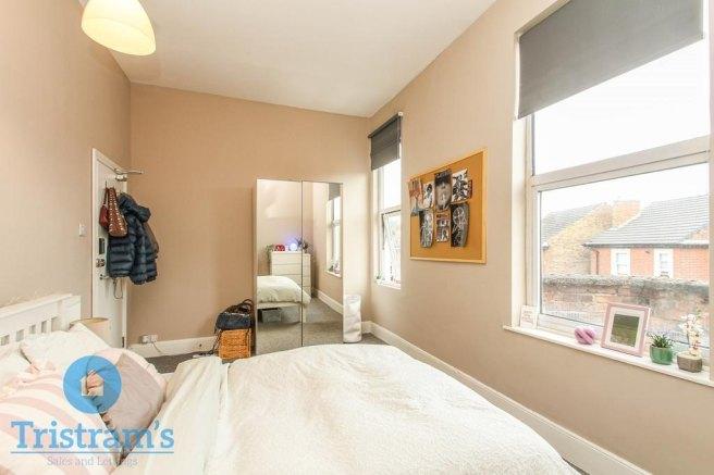 Burns-street-ng7-4dt-1020833