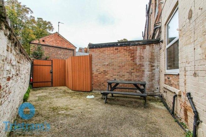 Burns-street-ng7-4dt-1020842