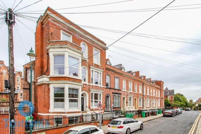 Burns-street-ng7-4dt-1020843