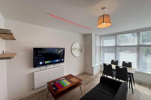3 bedroom house share to rent, Musters Road