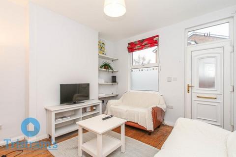 2 bedroom house share to rent, Cycle Road