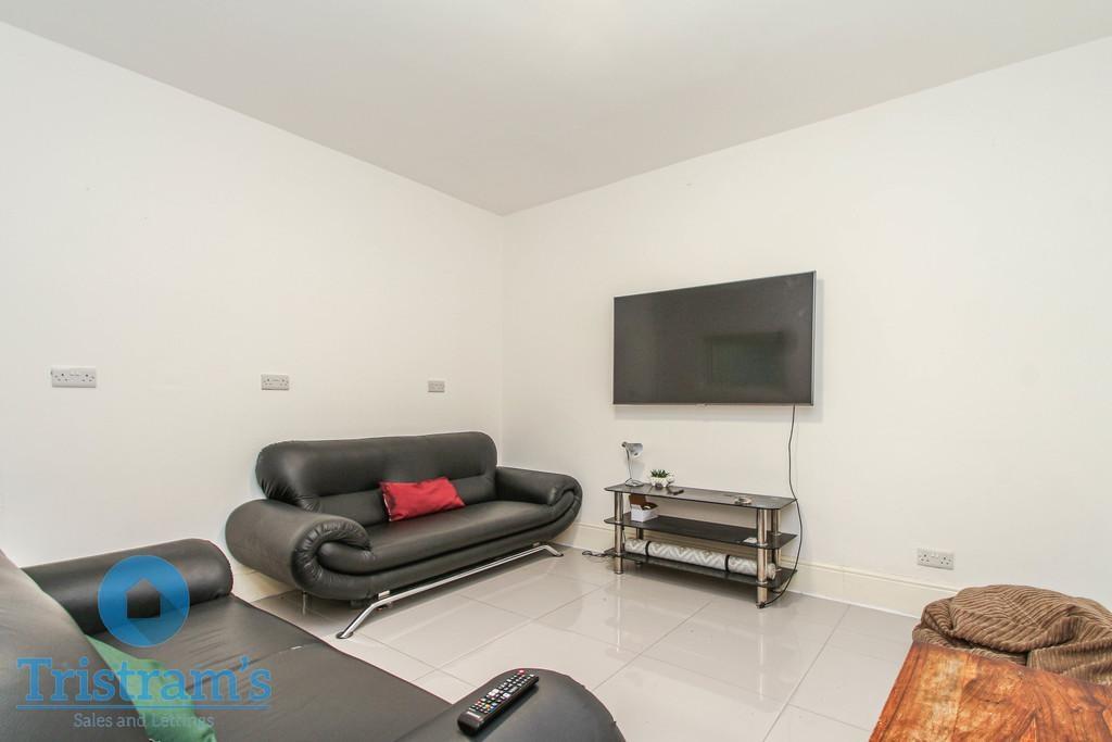 Abbey-road-ng9-2qh-1021361