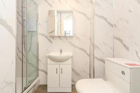 undefined, Broadgate