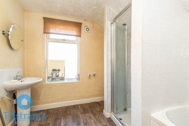 Willoughby-avenue-ng7-2ep-1021708