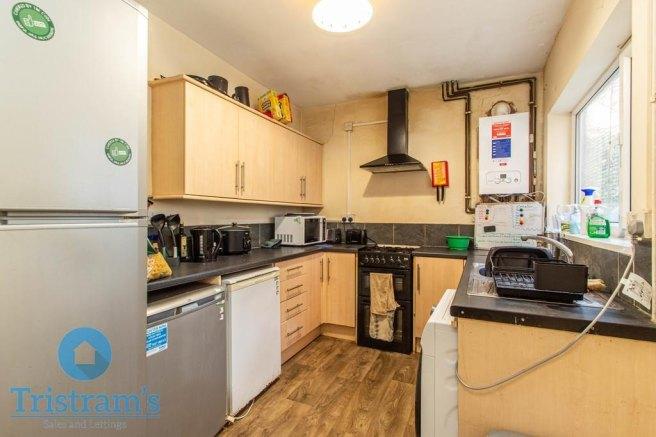 Willoughby-avenue-ng7-2ep-1021698