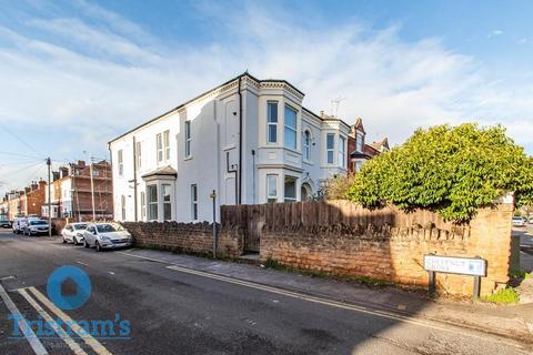 2 bedroom house share to rent, Loughborough Road