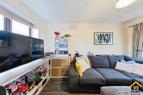 1 bedroom semi-detached house for sale, Lands End Grove, Milton Keynes, MK4